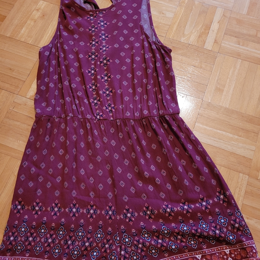 Romper - Picture 2 of 4